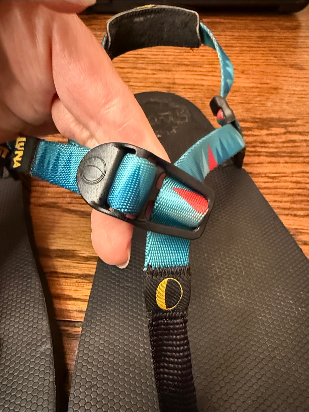 LUNA Mono Winged Edition Mountain Crystal Vibram Barefoot Trail Sandals 10 1/2 - Picture 8 of 11